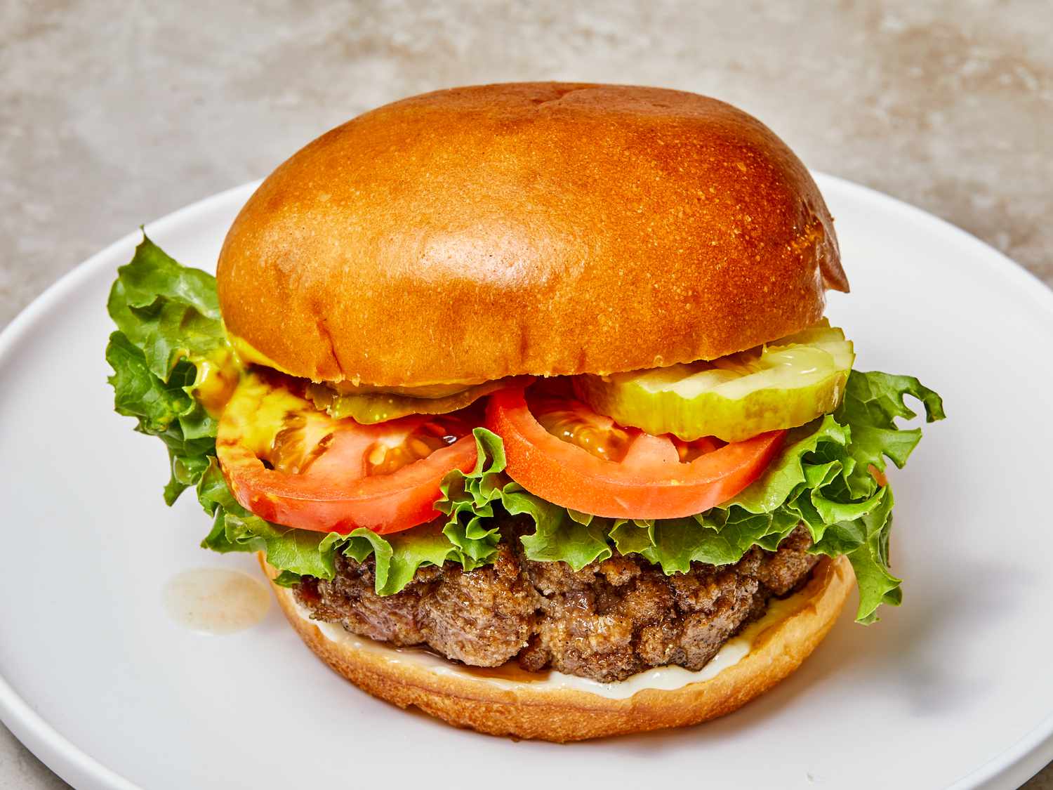 The Ultimate Guide to Making Delicious Homemade Hamburgers